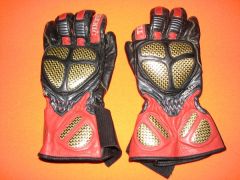 Gauntlet gloves back