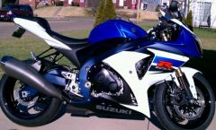 Back on a gsxr, R1 was cool, but nothing like a gixxer.