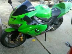 My brothers pretty green zx6r!